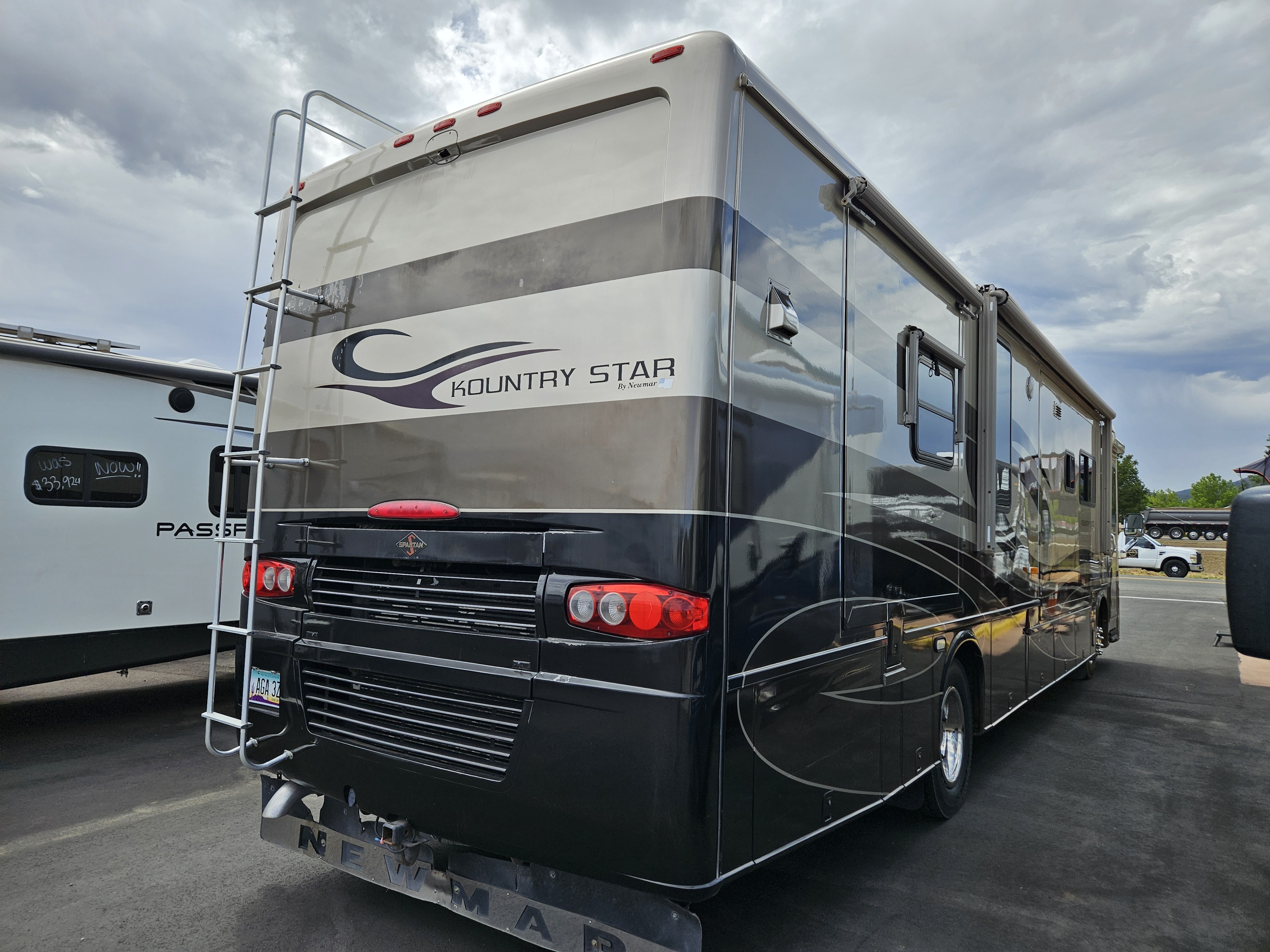 2005 Newmar KOUNTRY STAR 3909 in prescott valley AZ