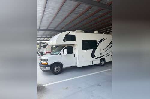 2020 Thor Motor Coach Four Winds 22E in the villages FL