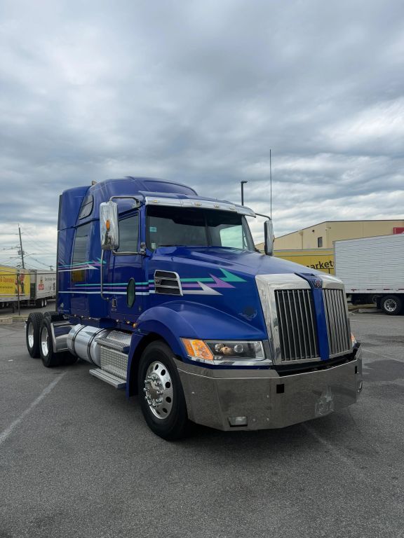 2018 Western Star 5700 in Linden, NJ