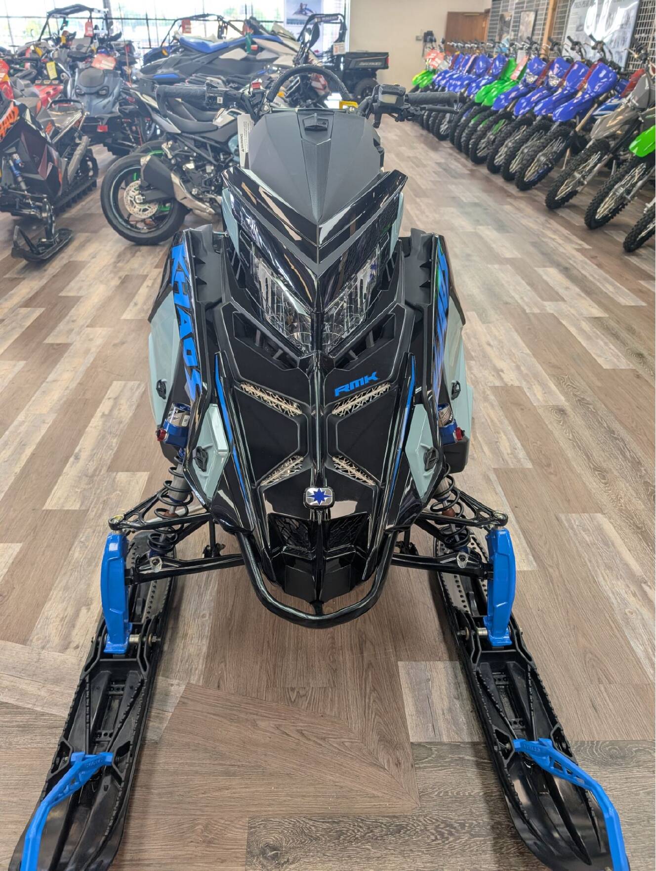 A photo of this 2026 Polaris 850 RMK Khaos 165 SC