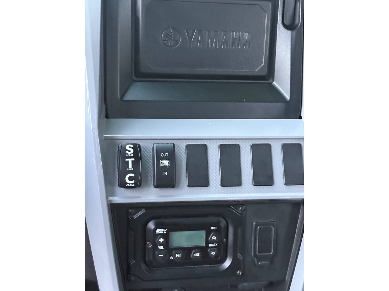 A photo of this 2024 Yamaha WOLVERINE RMAX2 1000 XT-R