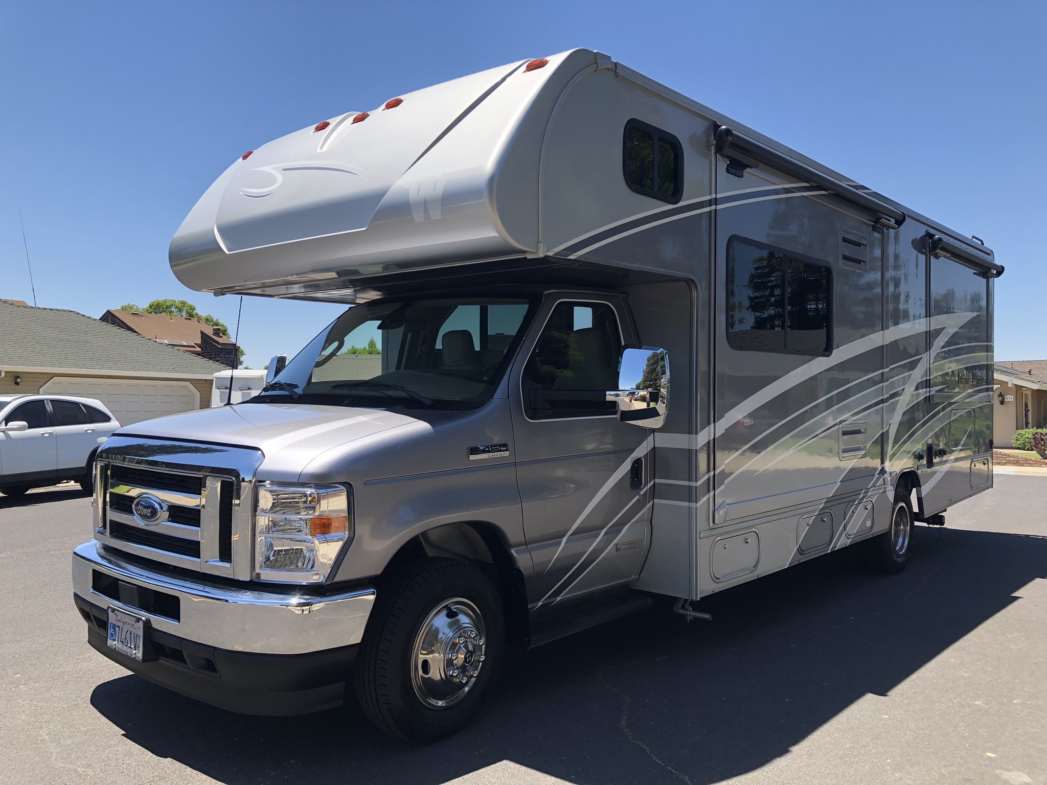 2023 Winnebago MINNIE WINNIE 26T in turlock CA