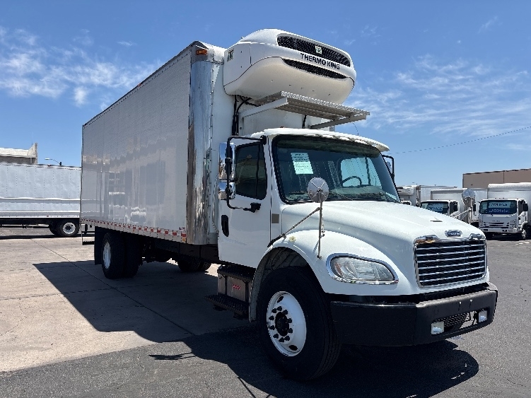 2020 FREIGHTLINER BUSINESS CLASS M2 106 in Phoenix, AZ