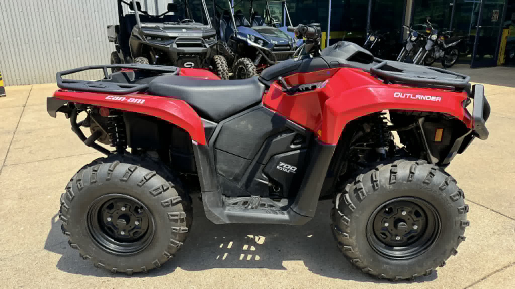 2025 Can-Am Outlander DPS 700 in woodbridge VA