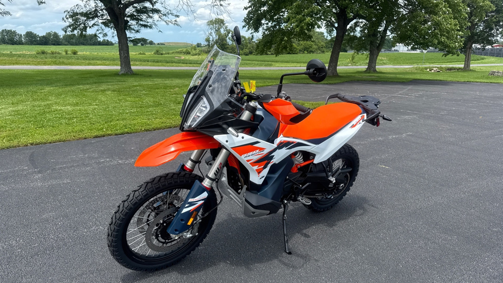 2026 KTM Adventure 890 R 890 R in Charleston, IL