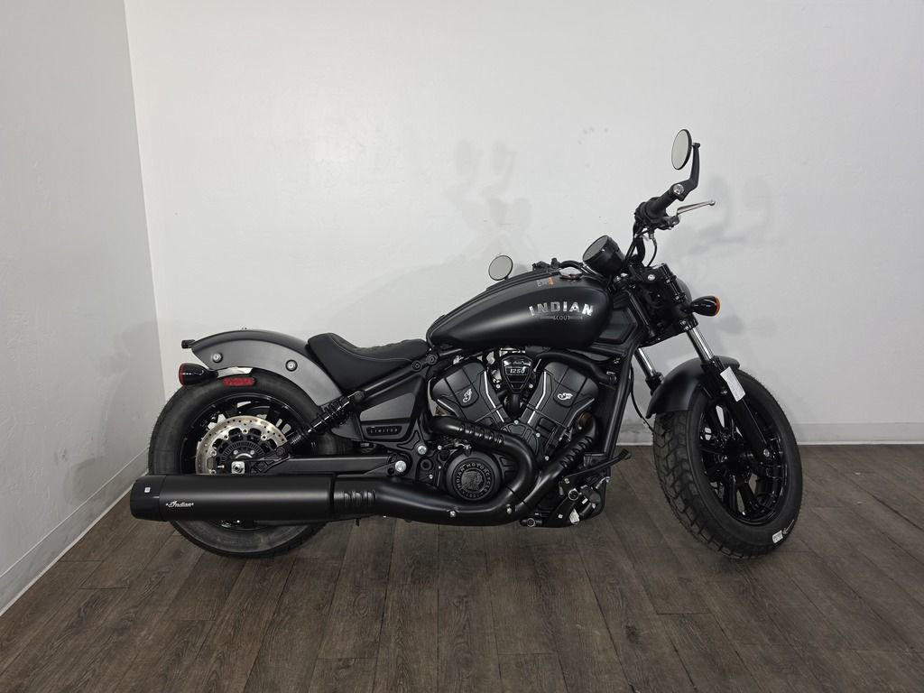 2026 Indian Scout Bobber Limited +Tech Black Smoke BOBBER in Tucson, AZ