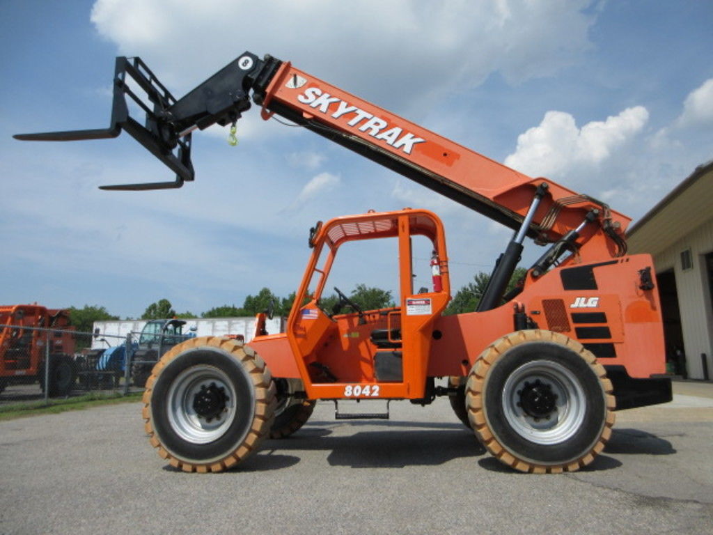 2017 Skytrak 8042 in Norfolk, VA