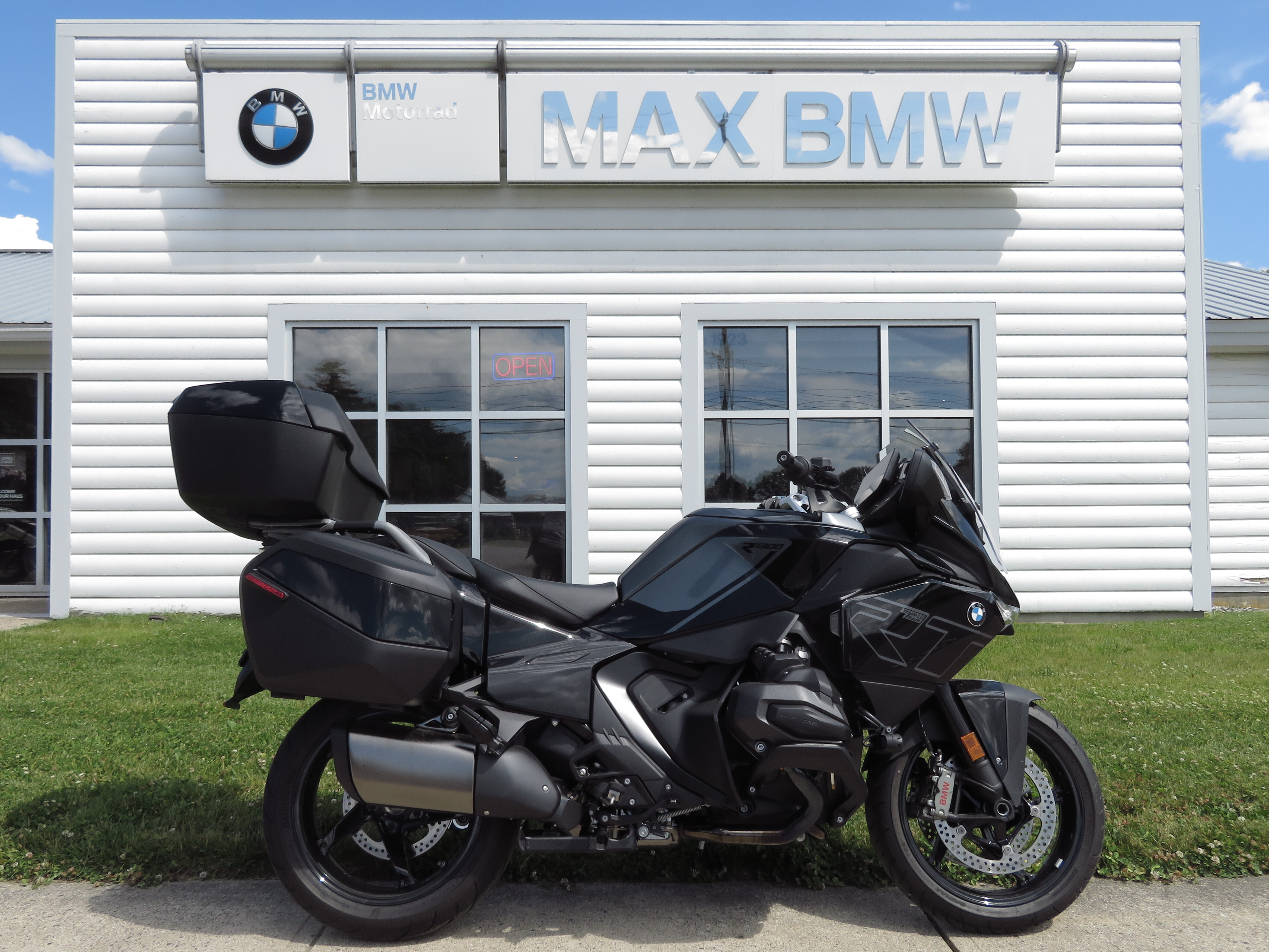 2026 BMW R1300RT 1300 RT in North Hampton, NH