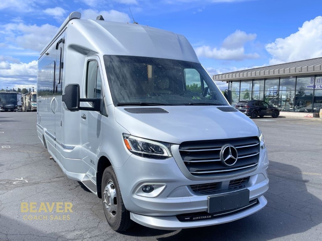2021 Airstream Atlas Murphy Suite Tommy Bahama MURPHY SUITE TOMMY BAHAMA EDITION in bend OR