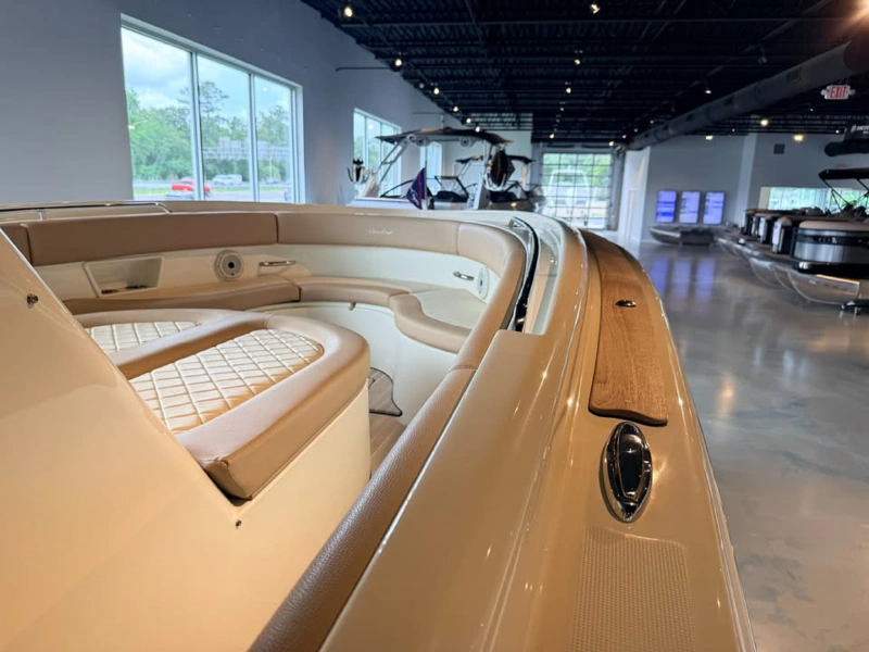 2024 Chris-Craft Catalina 30 Heritage Edition