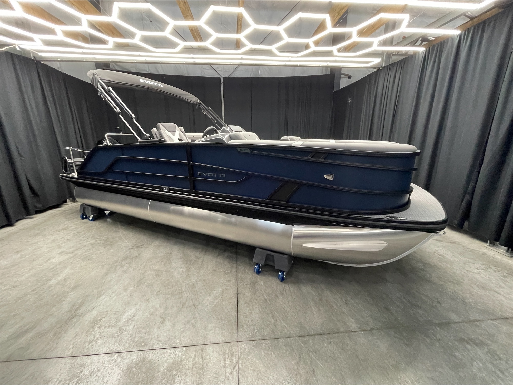 2027 Evotti 521CS in crystal MN