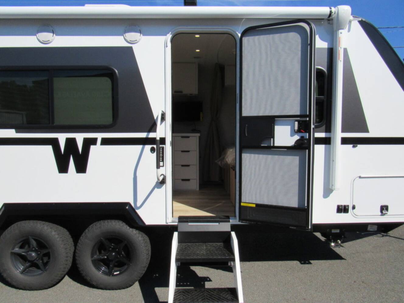 A photo of this 2027 Winnebago Micro Minnie 2000TRB