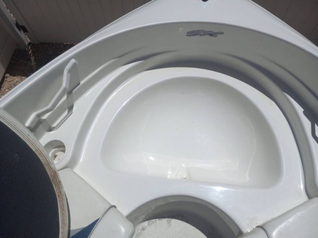 A photo of this 2000 Glastron SX 195