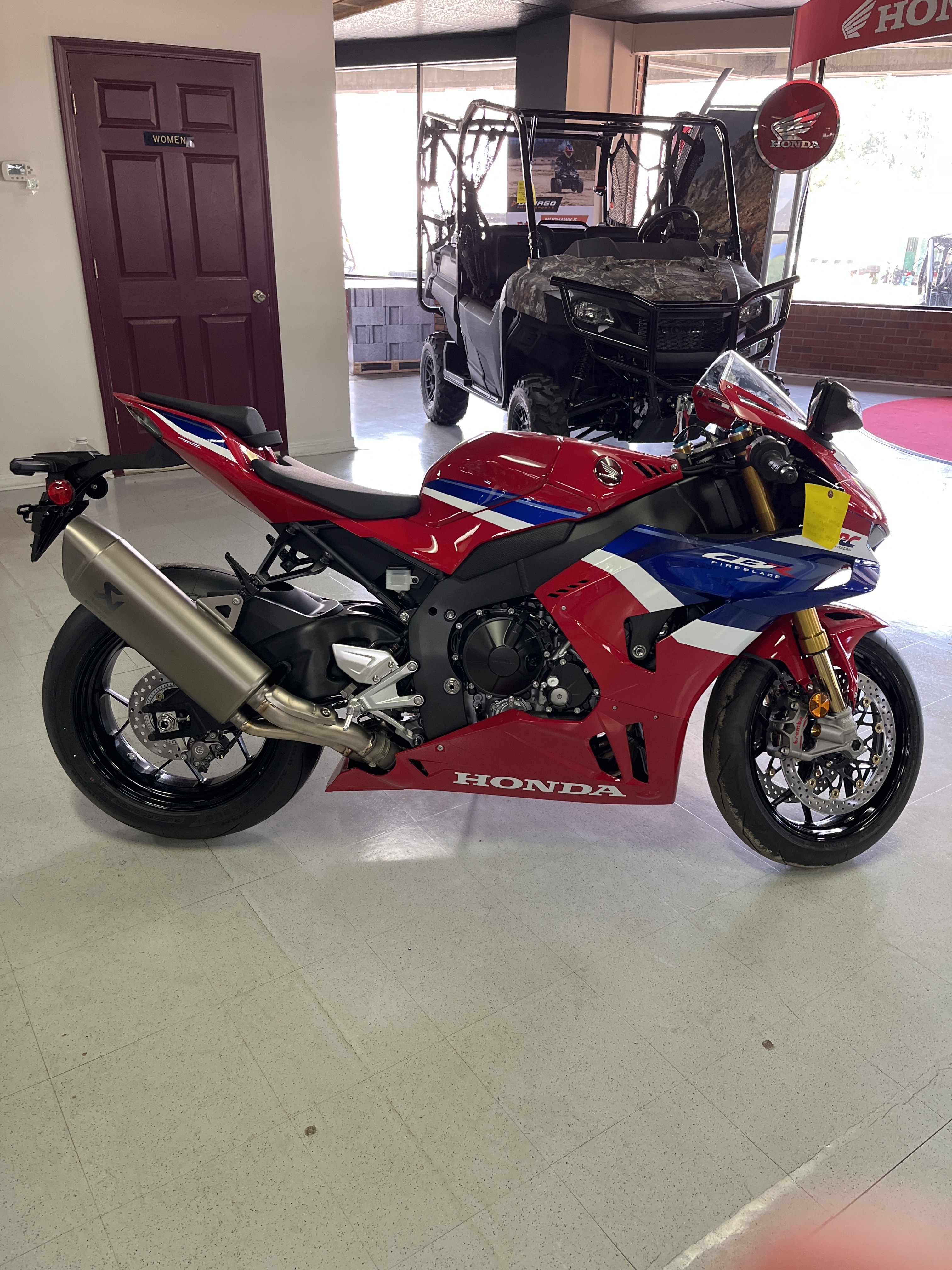 2026 Honda CBR 1000RR NON-ABS ABS in Andalusia, AL