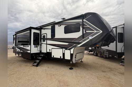 2019 Grand Design Momentum 397TH in lake havasu city AZ