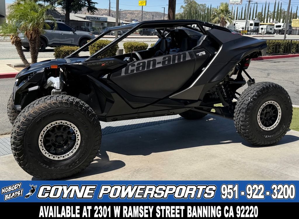 2024 Can-Am Maverick R X RS with Smart-Shox Triple Black in banning CA