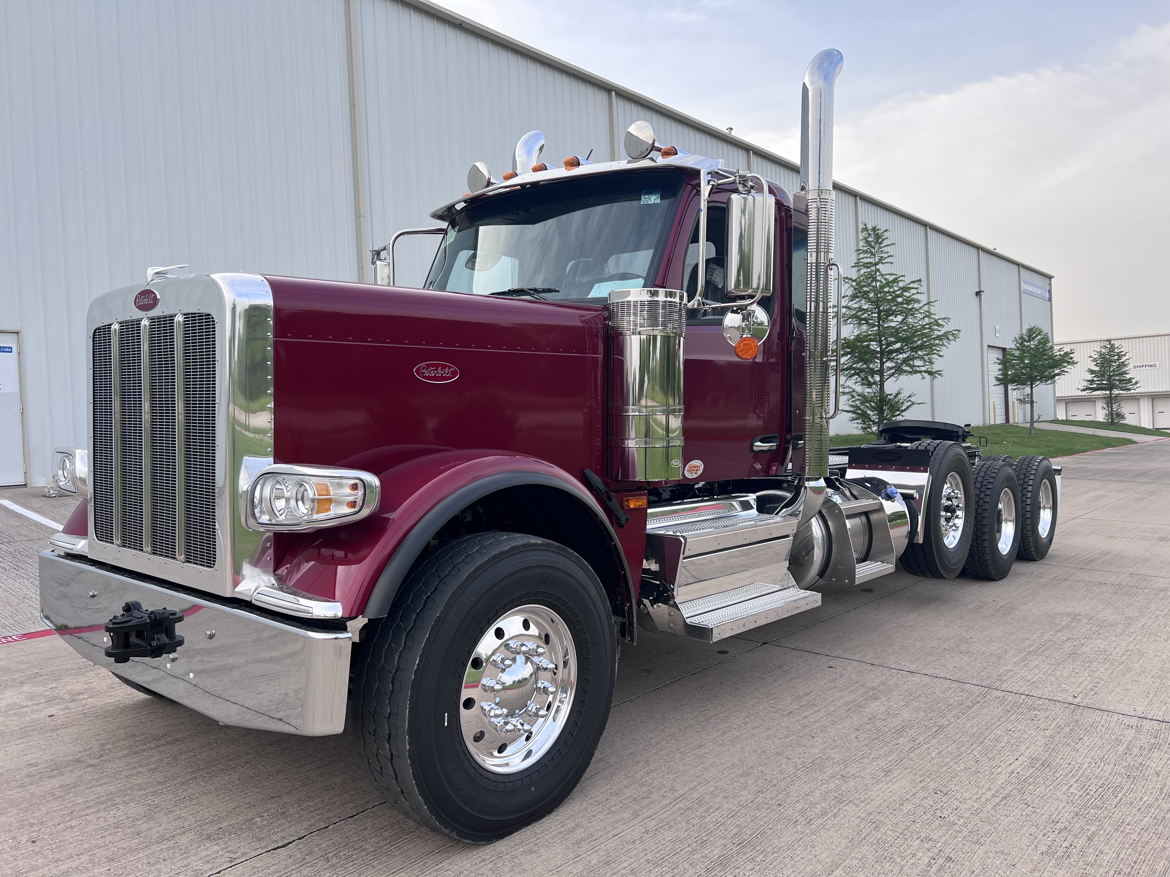 2026 PETERBILT 589 in Lowell, AR