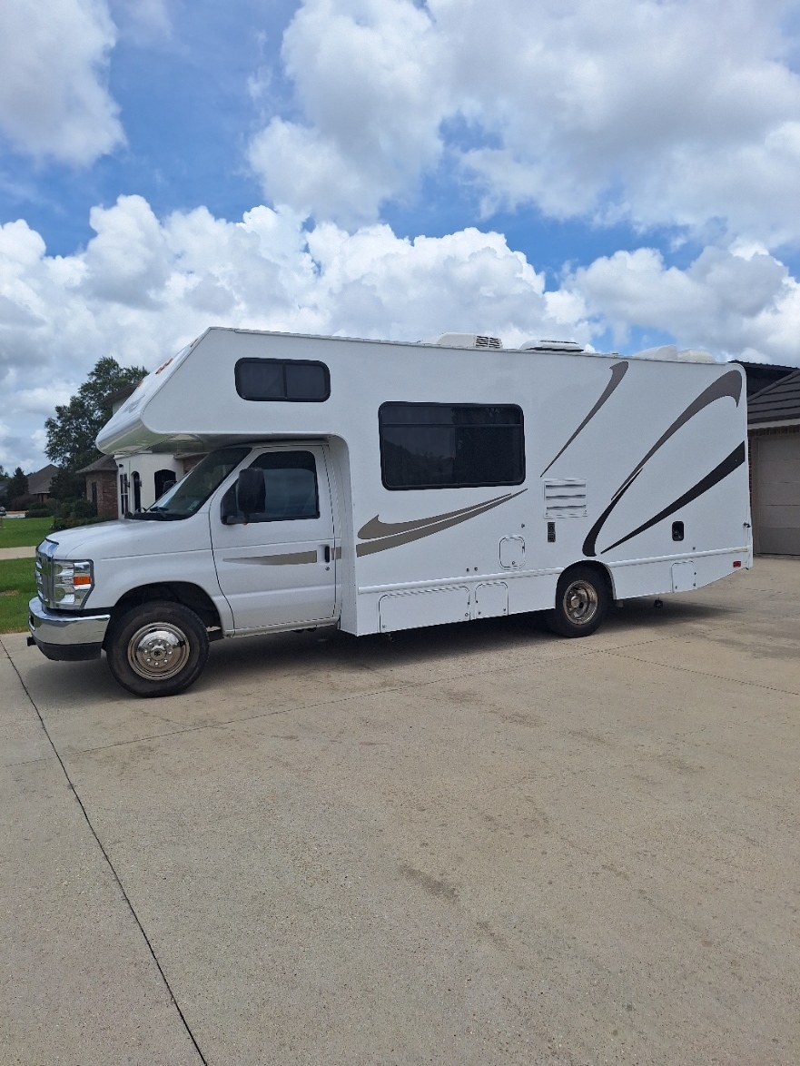 2019 Thor Motor Coach FOUR WINDS MAJESTIC 23A in lake charles LA