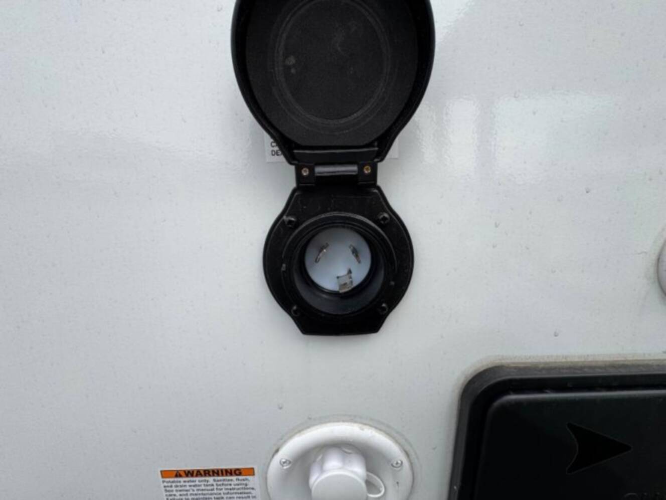 A photo of this 2026 Winnebago Thrive 18FBS