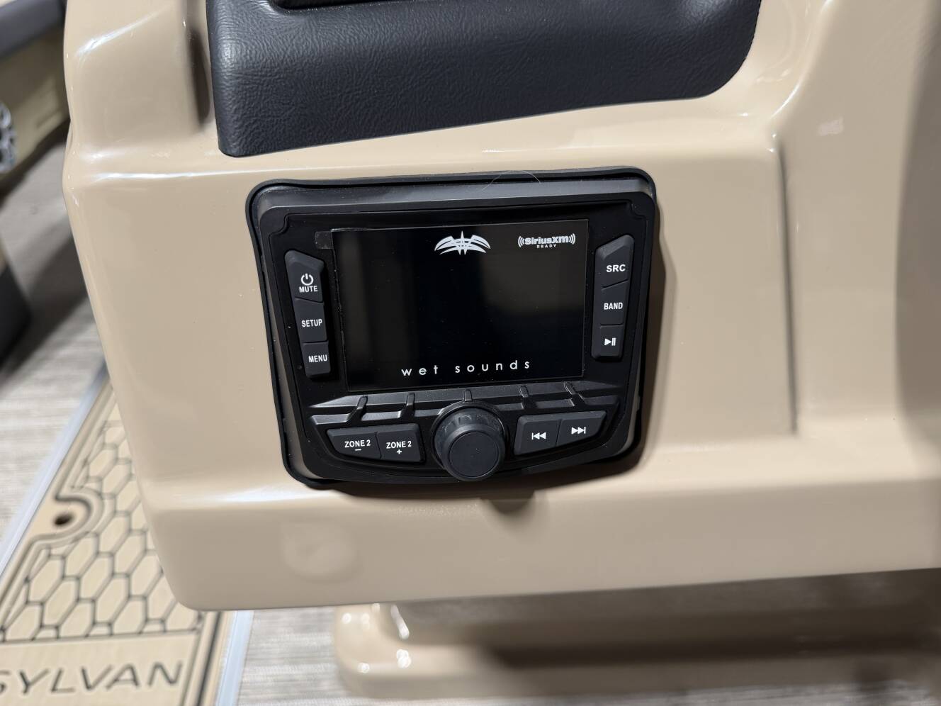 A photo of this 2026 Sylvan L-3 ULZ