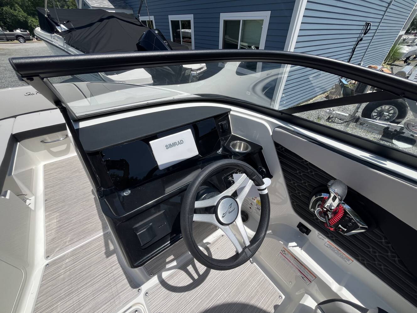 A photo of this 2026 Sea Ray SPX 210 Outboard