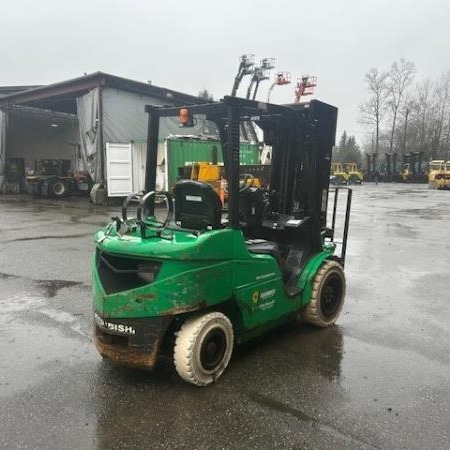 2014 MITSUBISHI FG30N in Tukwila, WA