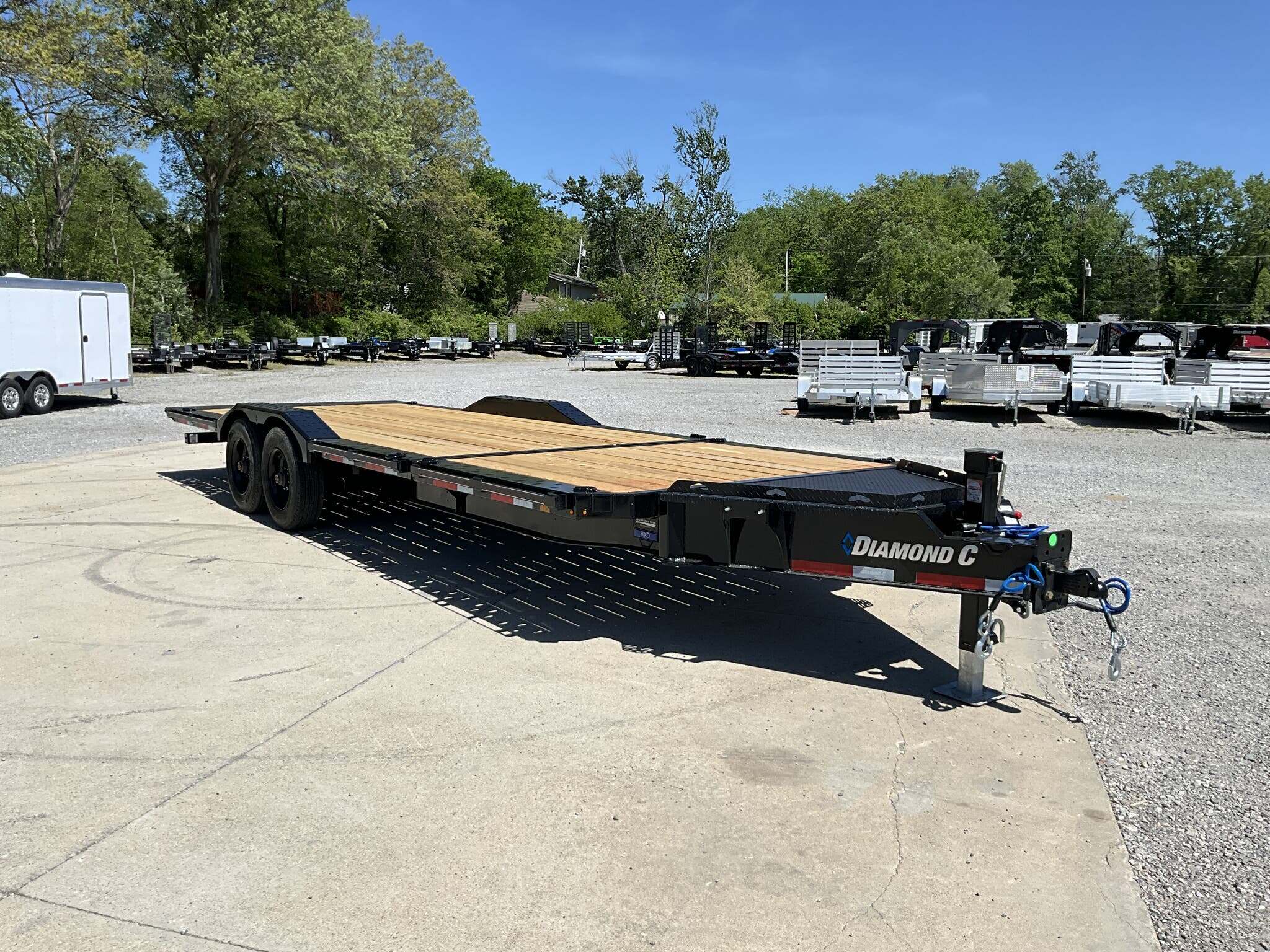 2026 DIAMOND C HXD HXD210-24X102-GRAVITY-TILT in Mount Vernon, IL