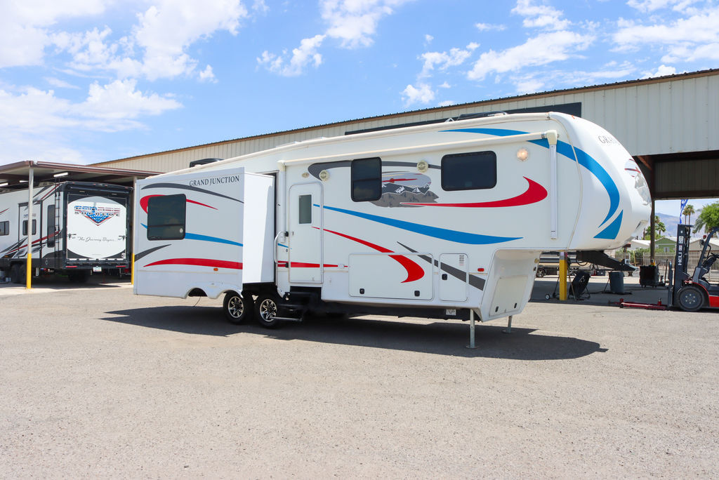 2011 Dutchmen Grand Junction 325RL in tucson AZ