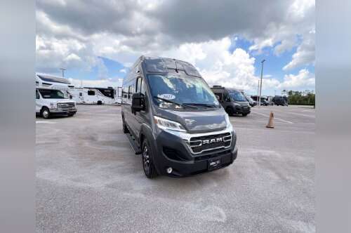 2027 Winnebago SOLIS BUT59P in fort myers FL