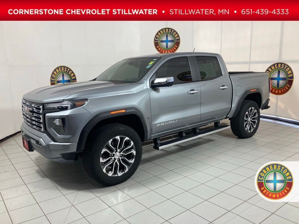 2023 GMC CANYON in Stillwater, MN
