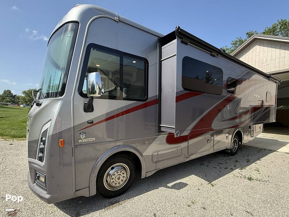 2022 Winnebago Vista 29V in plain city OH