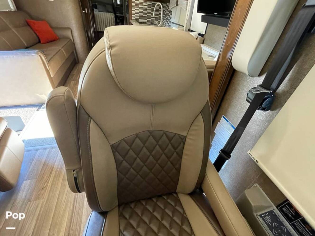A photo of this 2019 Thor Motor Coach Palazzo 33.2