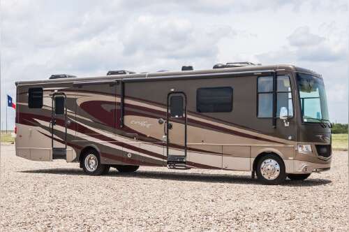 2015 Newmar Canyon Star 3921 in alvarado TX