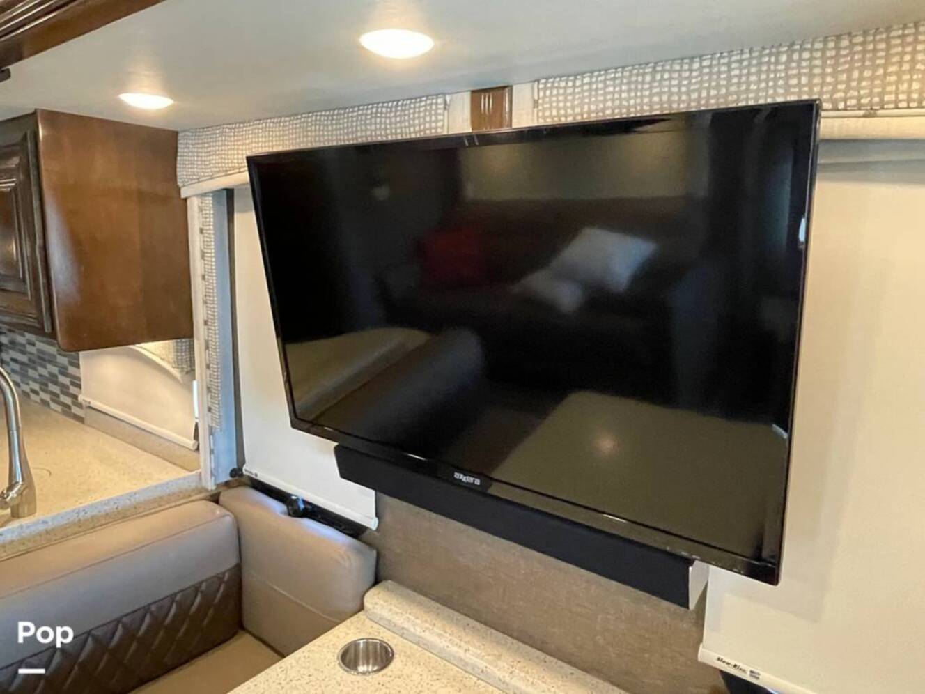 A photo of this 2019 Thor Motor Coach Palazzo 33.2