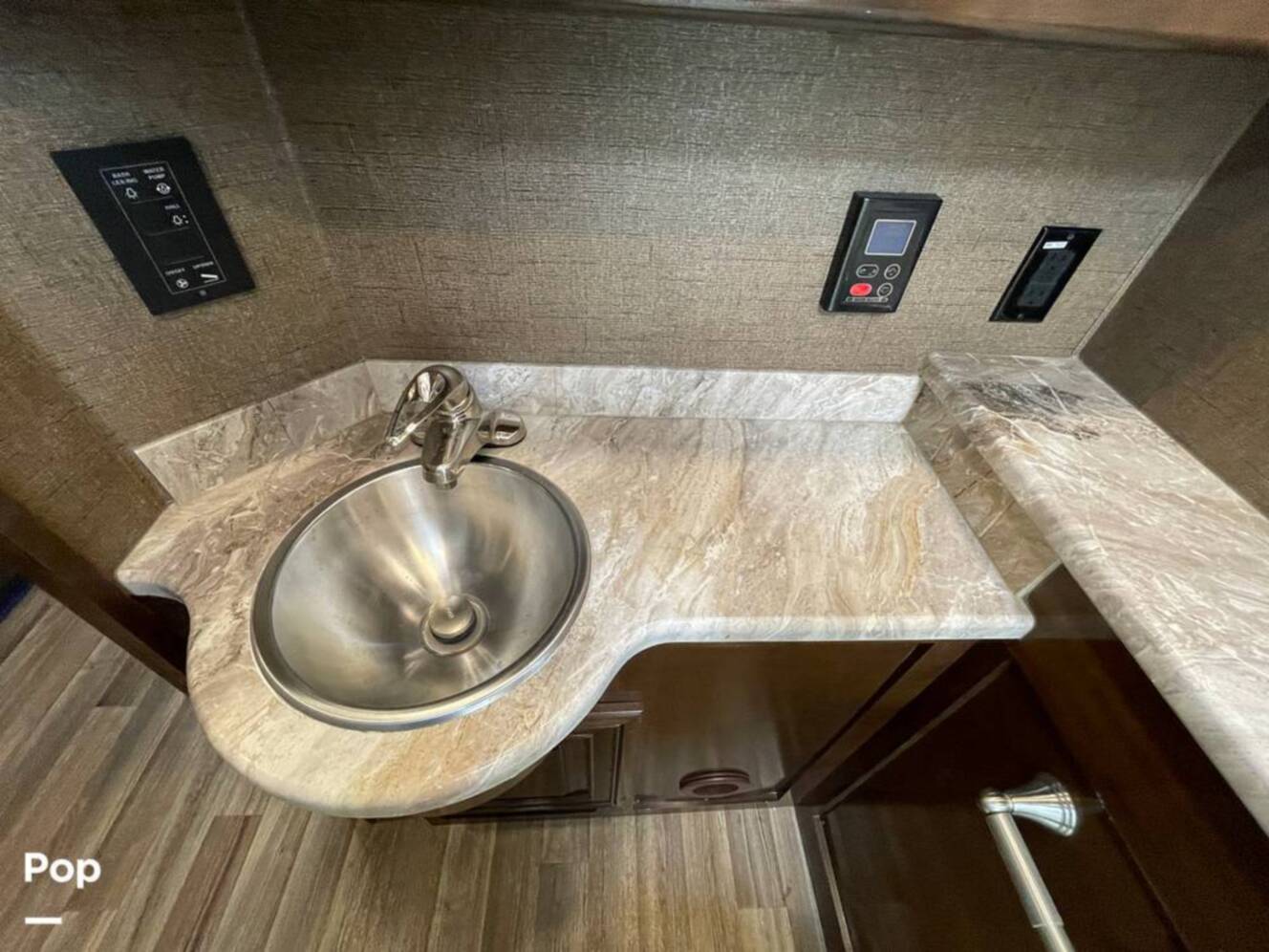 A photo of this 2019 Thor Motor Coach Palazzo 33.2