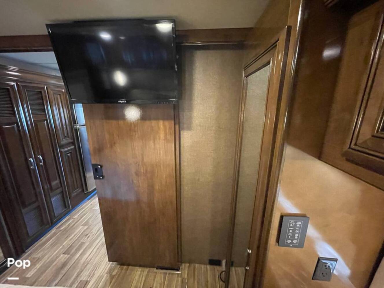A photo of this 2019 Thor Motor Coach Palazzo 33.2