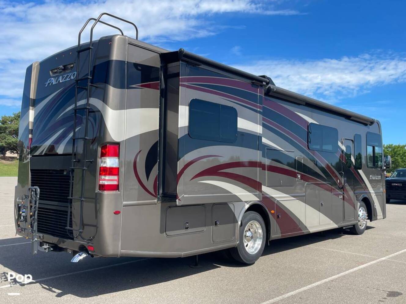 A photo of this 2019 Thor Motor Coach Palazzo 33.2