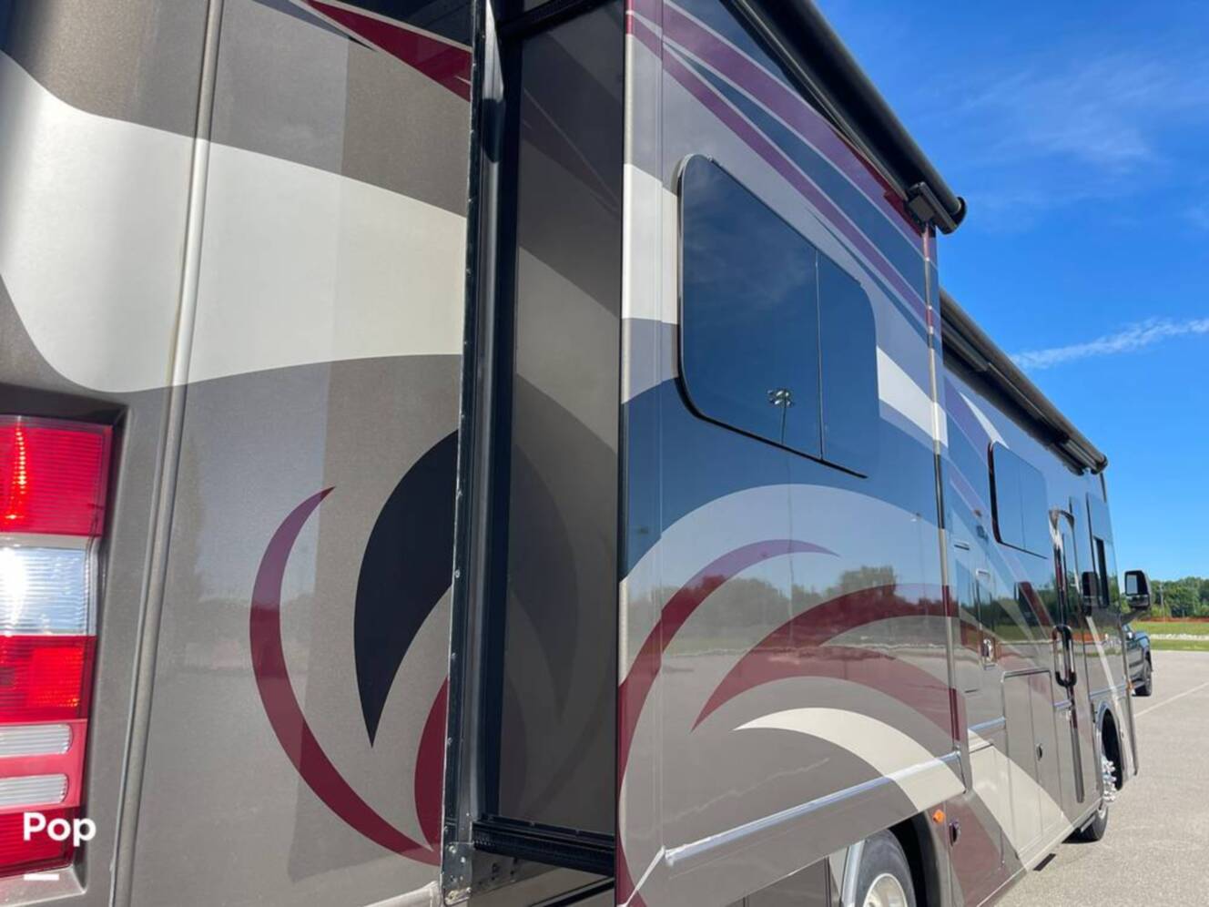 A photo of this 2019 Thor Motor Coach Palazzo 33.2