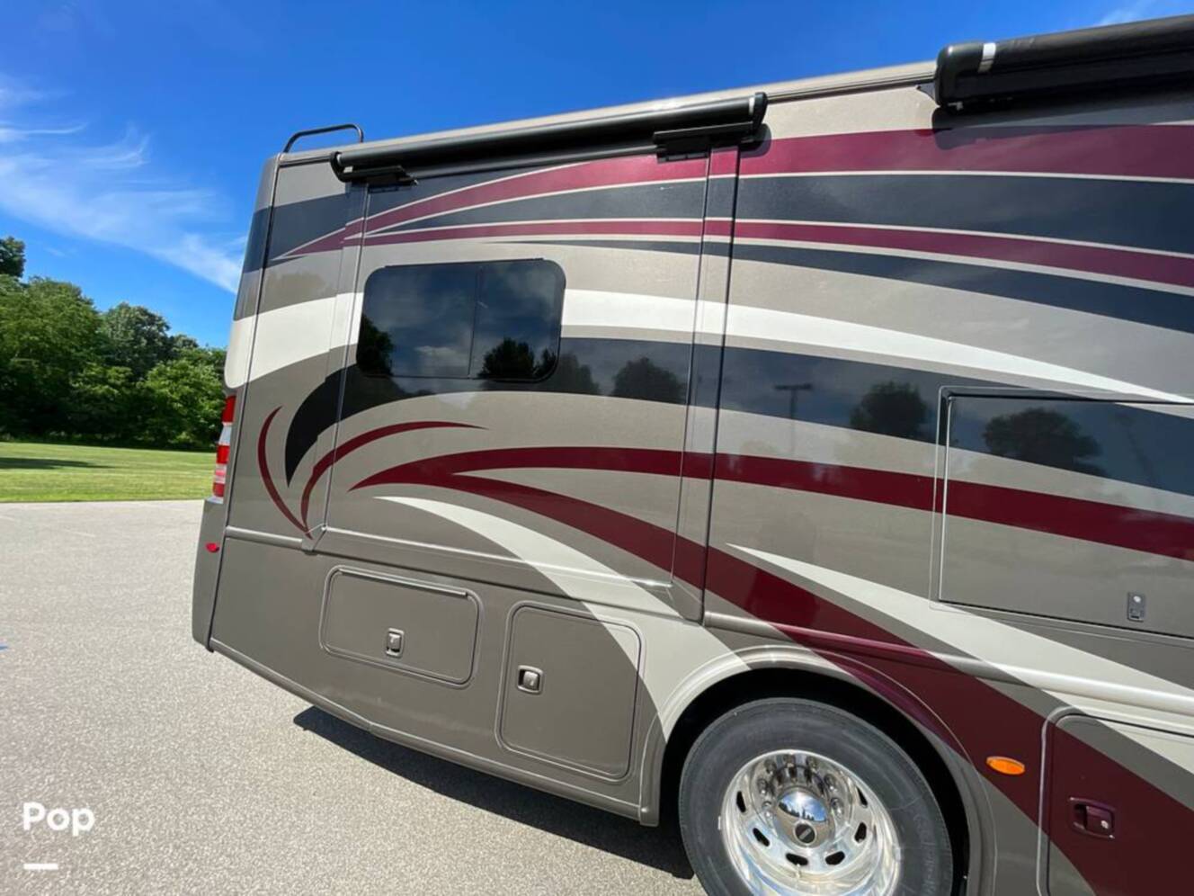 A photo of this 2019 Thor Motor Coach Palazzo 33.2