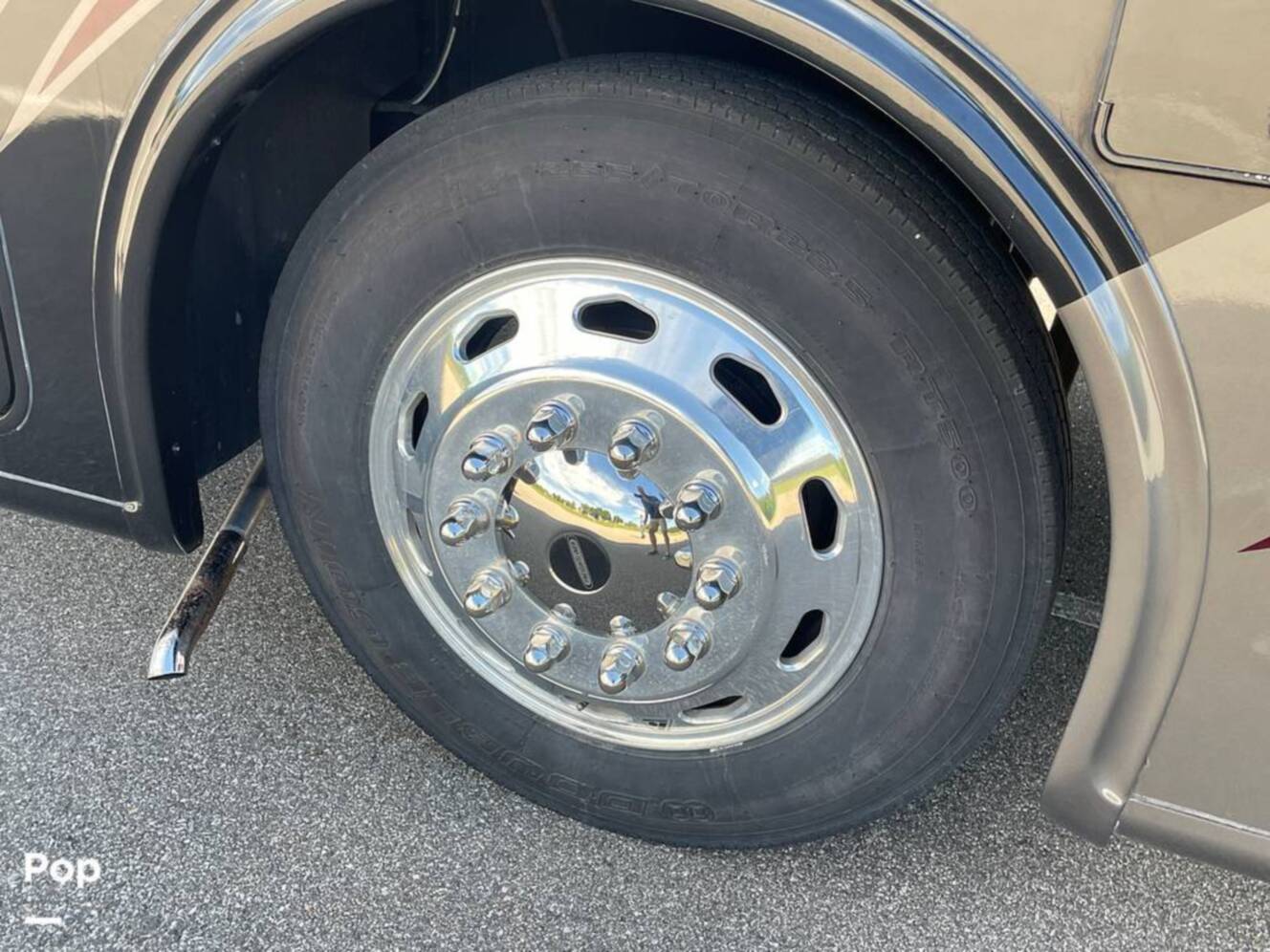 A photo of this 2019 Thor Motor Coach Palazzo 33.2