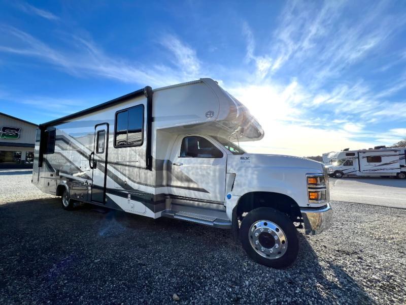 2025 Coachmen Entourage 320LV in wabash IN
