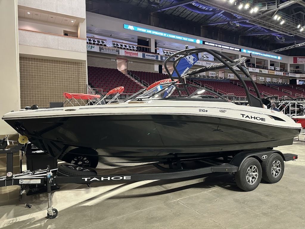 2026 Tahoe® 210 S in raymond ME