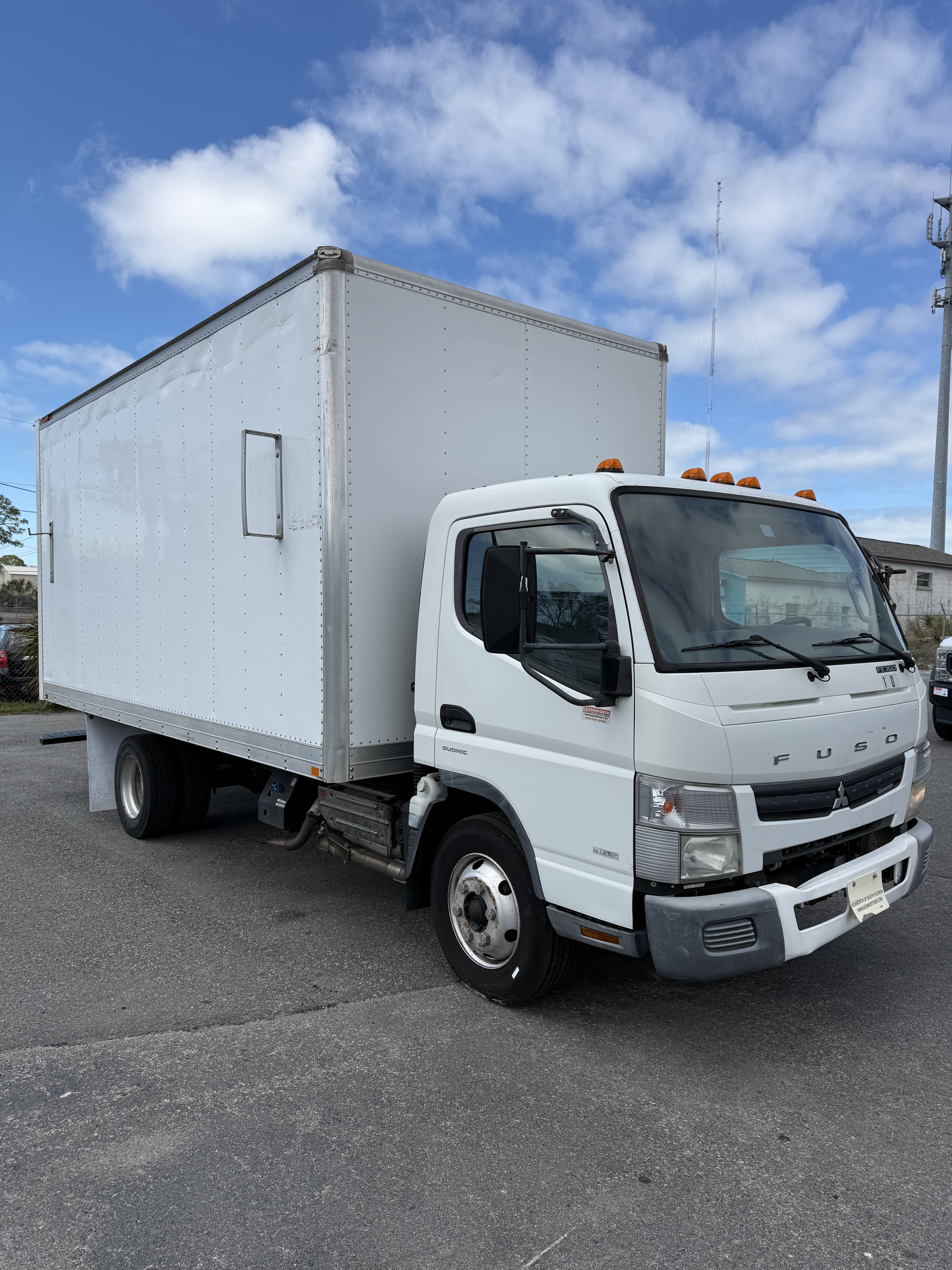 2012 MITSUBISHI FUSO FE160 in Port Richey, FL