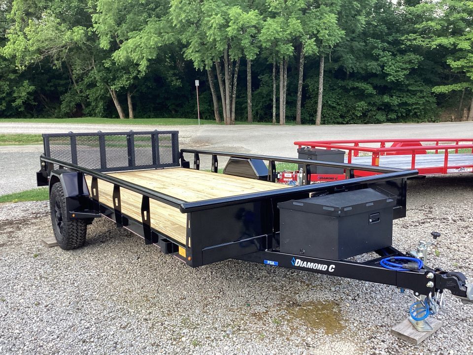 2026 Diamond C Trailers PSA 106-V 14X83 in Vienna, WV