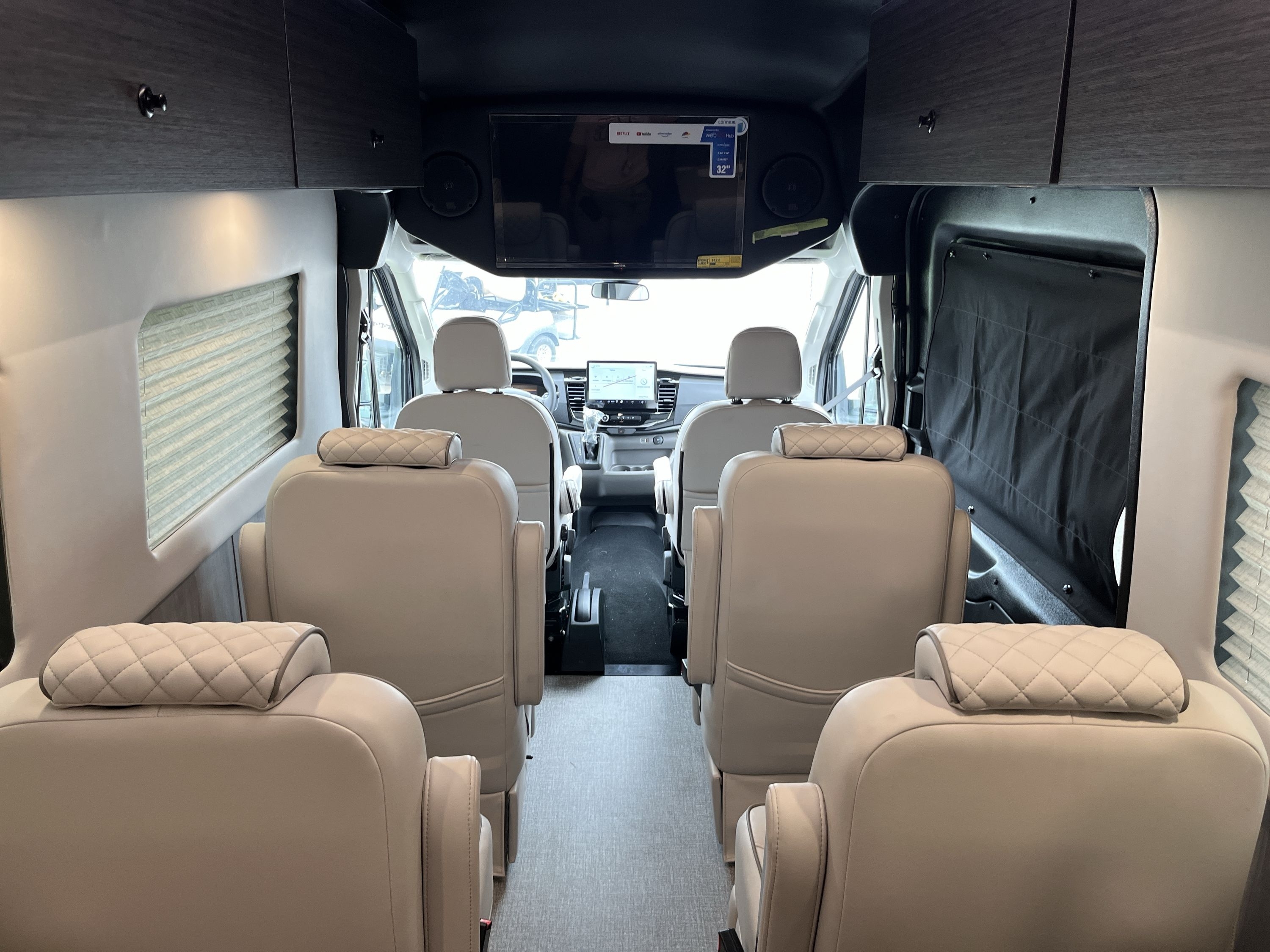 2027 Thor FREEDOM MOVER PX10 AWD in branson MO