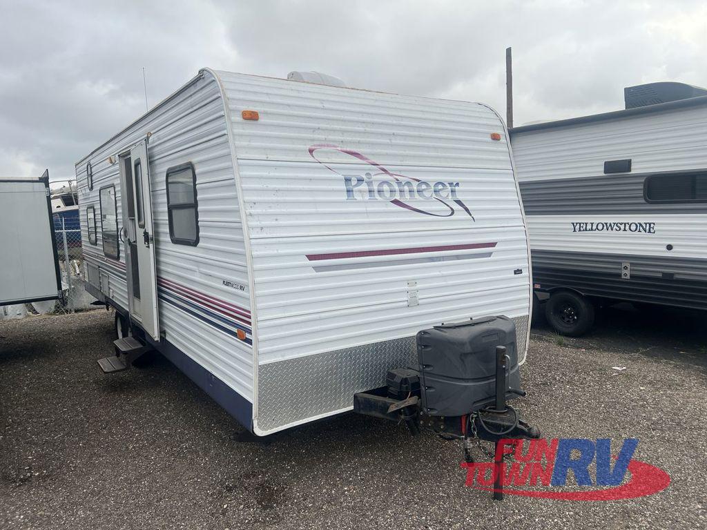 2004 Fleetwood Rv Pioneer M-24T6 in amarillo TX