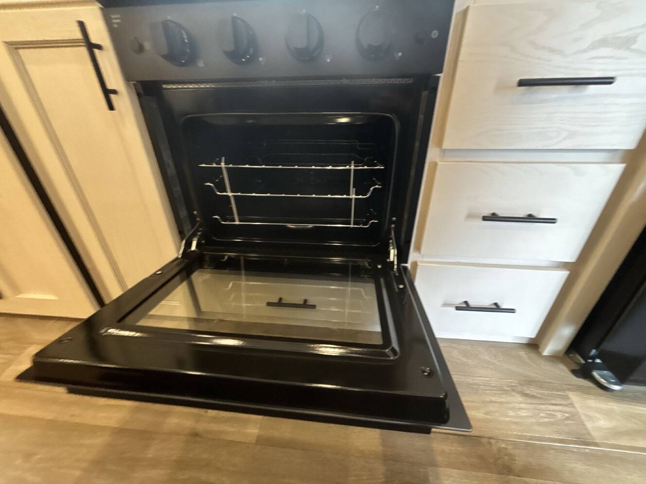 A photo of this 2027 Forest River SABRE 36FLX