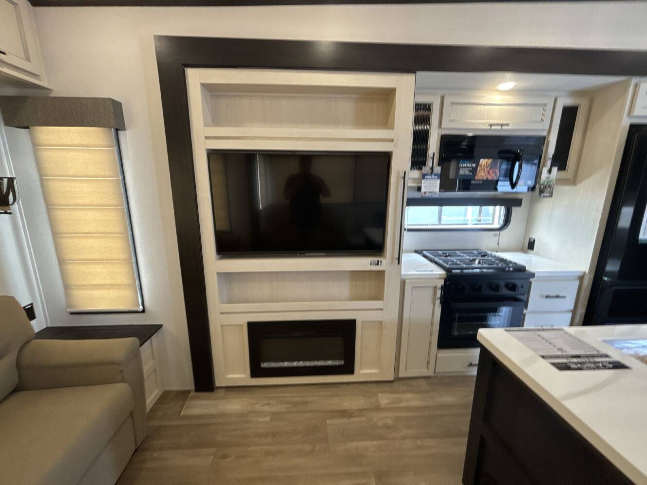 A photo of this 2027 Forest River SABRE 36FLX