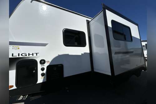 2027 Keystone COLEMAN LIGHT 18RX in greenfield IN