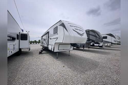 2025 Coachmen CHAPARRAL LITE 368TBH in piqua OH